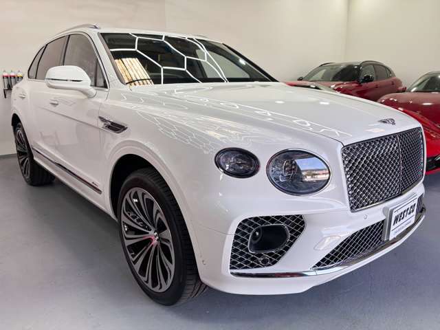 ベントレー ベンテイガアズール 4WD 後期 V8 1オーナー