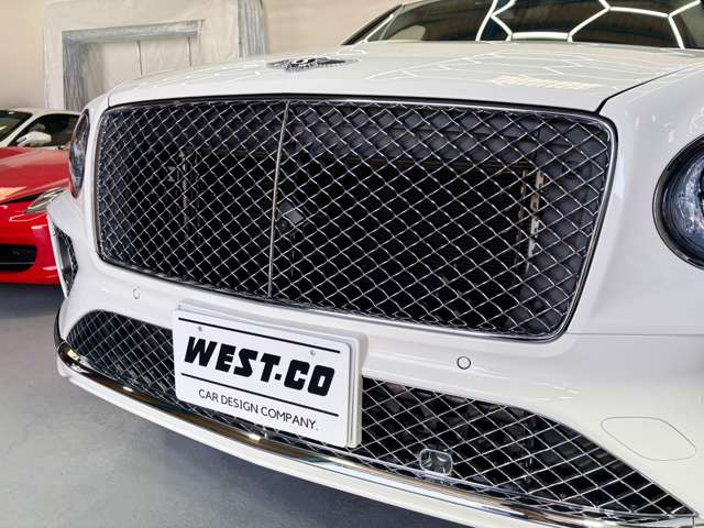 ベントレー ベンテイガアズール 4WD 後期 V8 1オーナー